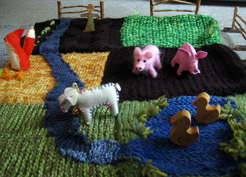Knitted farm ~ Happy Whimsical Hearts