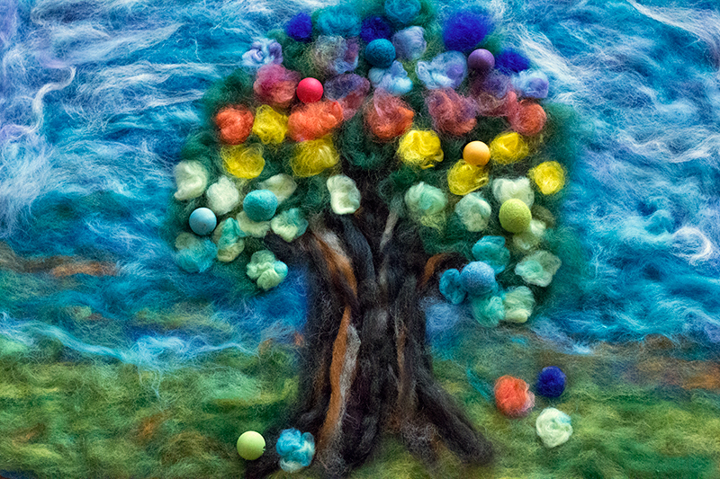 the-balloon-tree-felt-tapestry